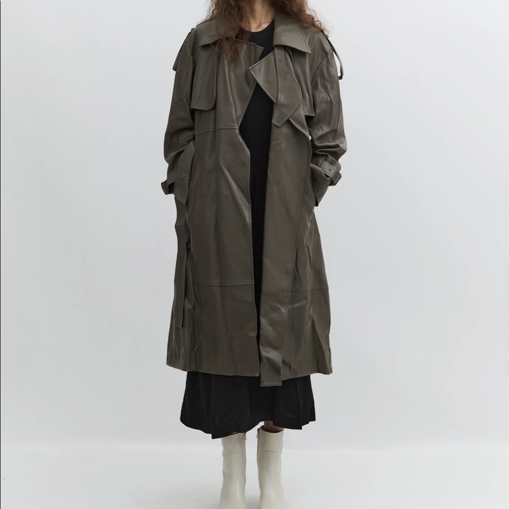 LOW CLASSIC KHAKI FAUX LEATHER TRENCH COAT